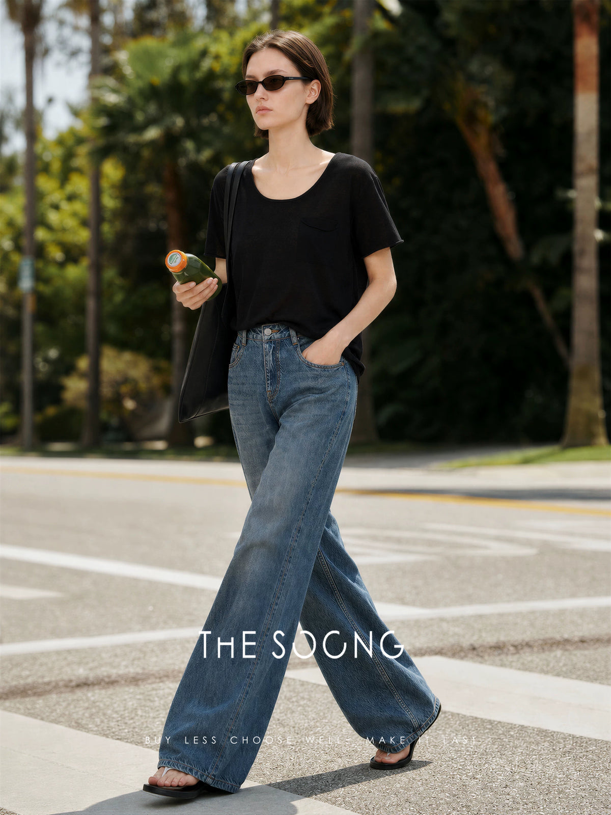 THESOONG/Classic Enzyme Washed Hand-Rubbed Cat Whisker Non-Stretch Mid-Waist Flared Jeans for Women 7325