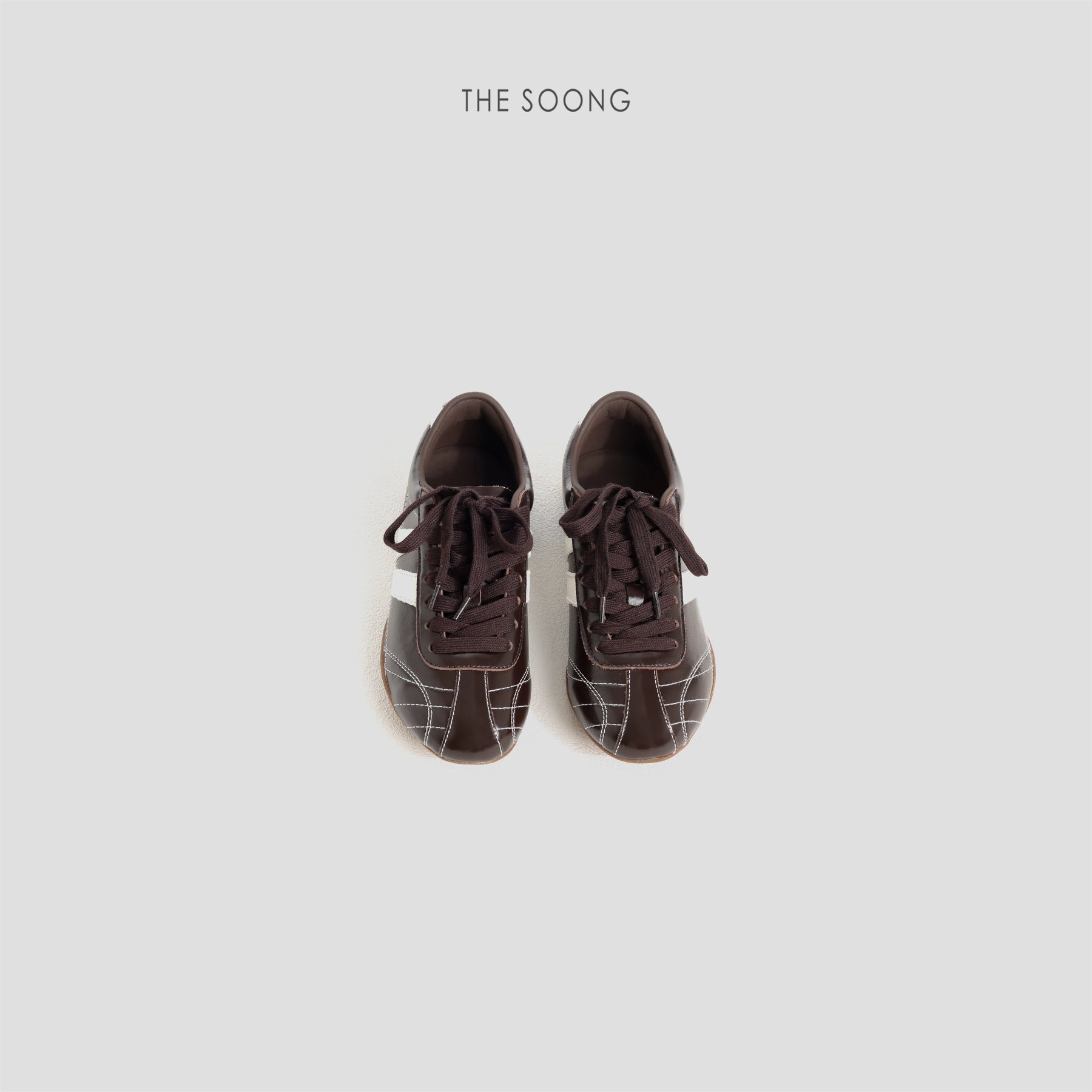 THESOONG/Mocha brown tone shiny soft leather stitched partition retro Derby flat shoes 9398