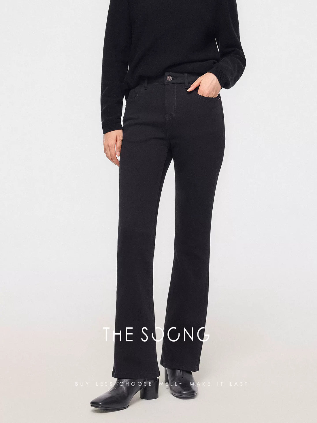 THESOONG/年度黑牛 加厚加绒正腰高弹拉链微喇黑色牛仔裤女7929