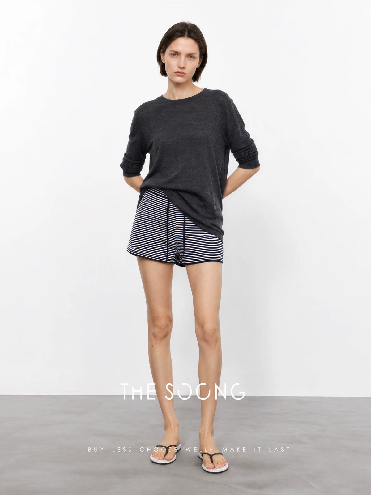 THESOONG/MINI Striped Minimalist Black and White Striped Rubber Mid-Rise High-Stretch Casual Beach Shorts 6552