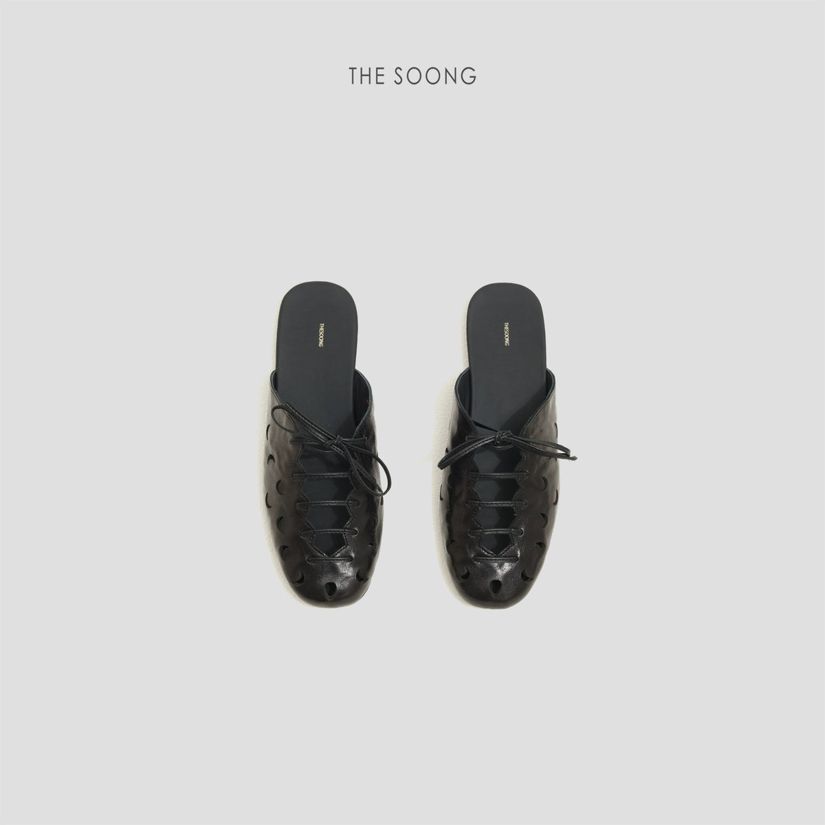 THESOONG / Resort Style Hollow-Out Lambskin Outdoor Mule Half-Slippers for Women Covered Toe Slip-On Leather Sandals Summer