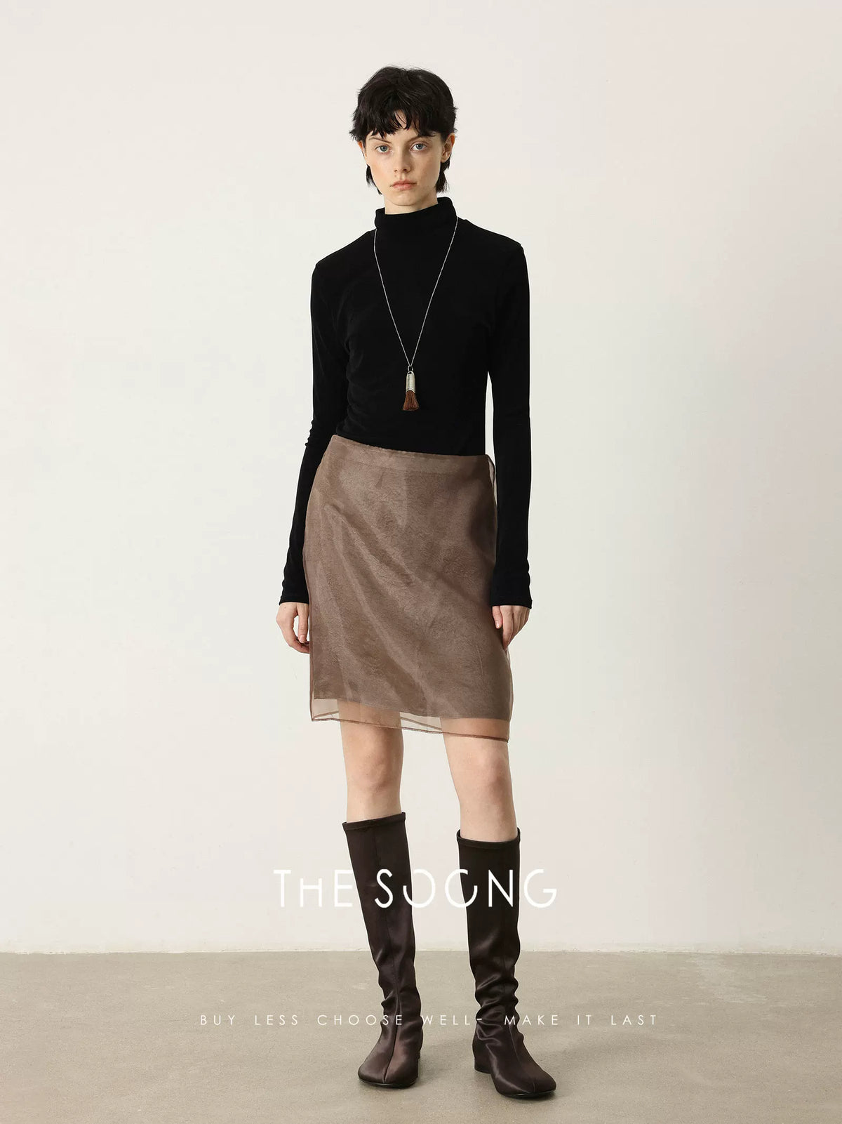 THESOONG/Classic Fashionable Acetate Soft Textured Black Turtleneck Slim Fit Base Top 7341