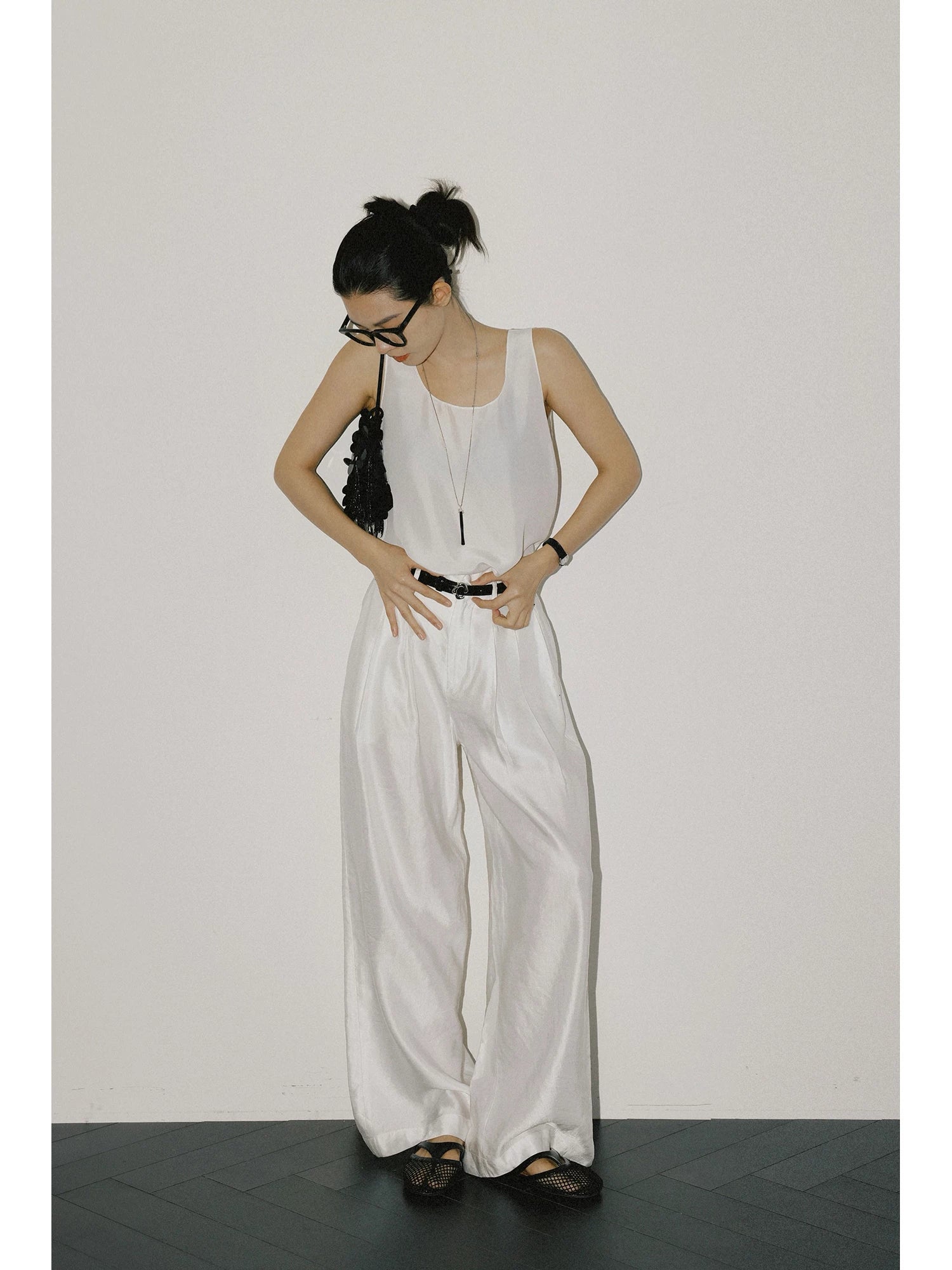 THESOONG/Comfortable and Fashionable: Linen Lightweight, Dry, Line-Style Mid-Rise Straight-Leg Casual Pants 6811