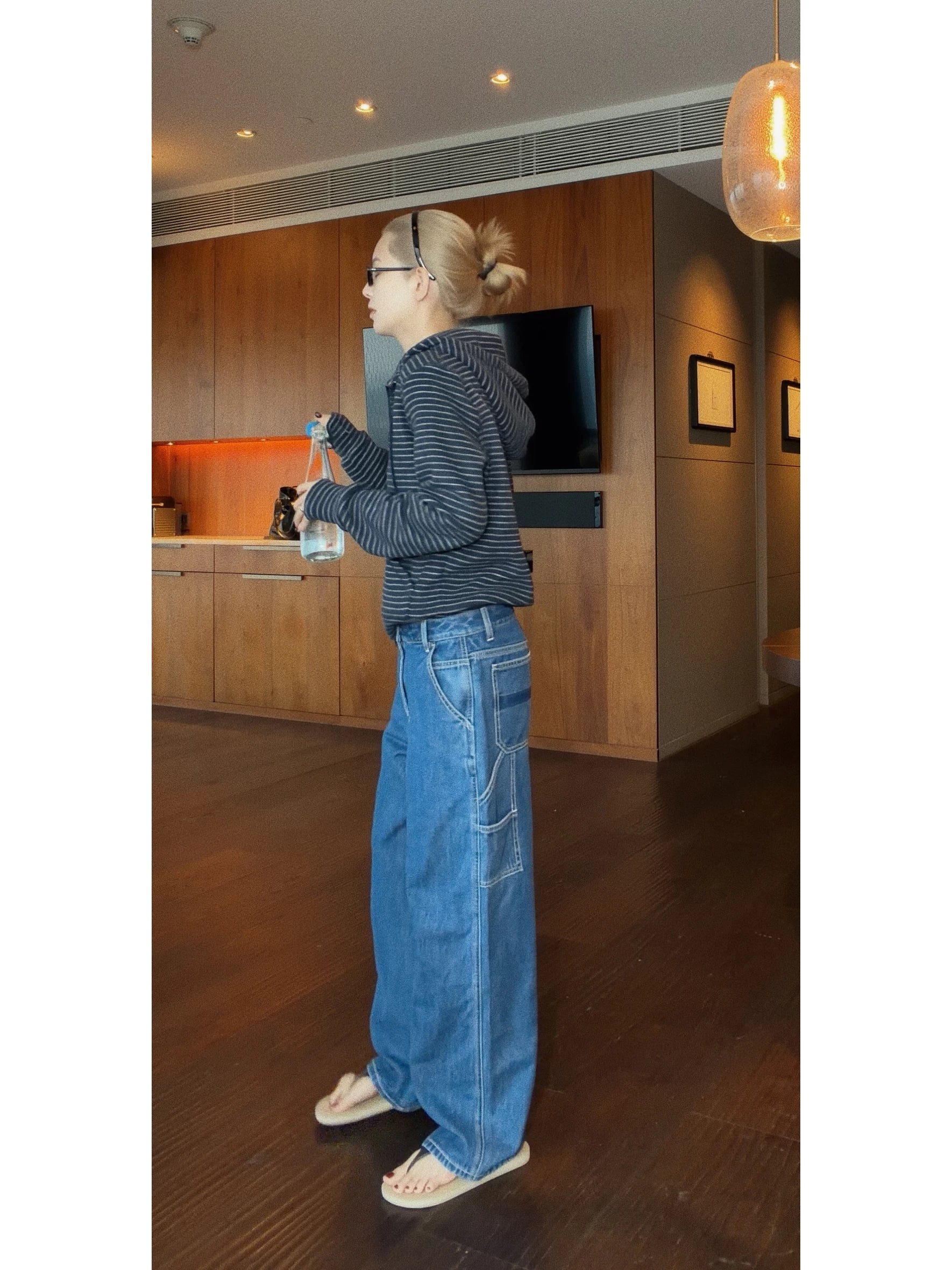 THESOONG / Wool and Fleece Self-Heating Shrink Temperature Adjustable Zipper Hoodie Striped Short Cardigan Sweatshirt Jacket for Women