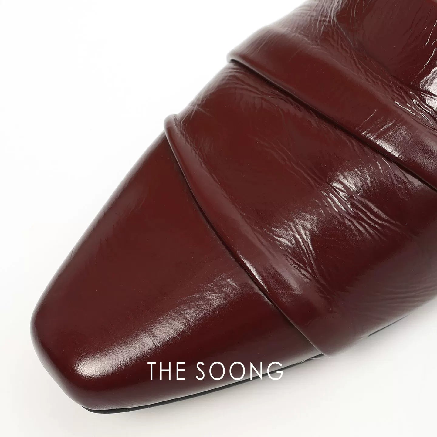 THESOONG / Vintage Pure Sheepskin Multi-Layer Fold Soft Shiny Square-Toe Leather Shoes 7736
