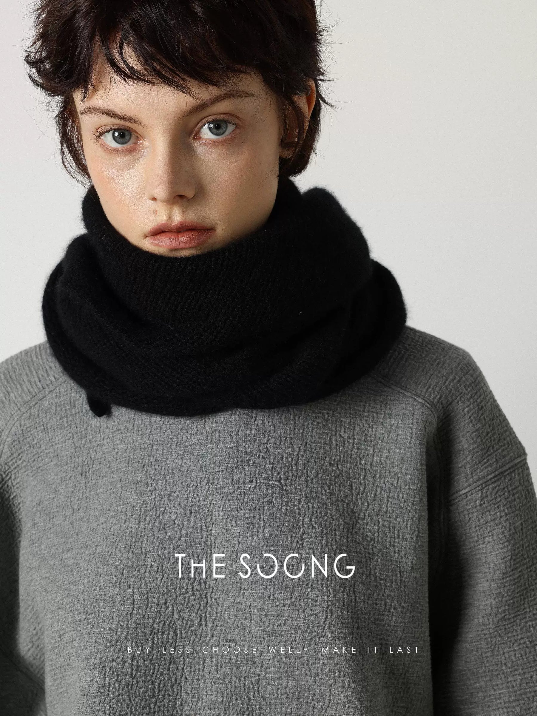 THESOONG / Italian Sheep Wool Cashmere 143g Single-sided Weaving Stretch Warm Comfortable Triangle Scarf