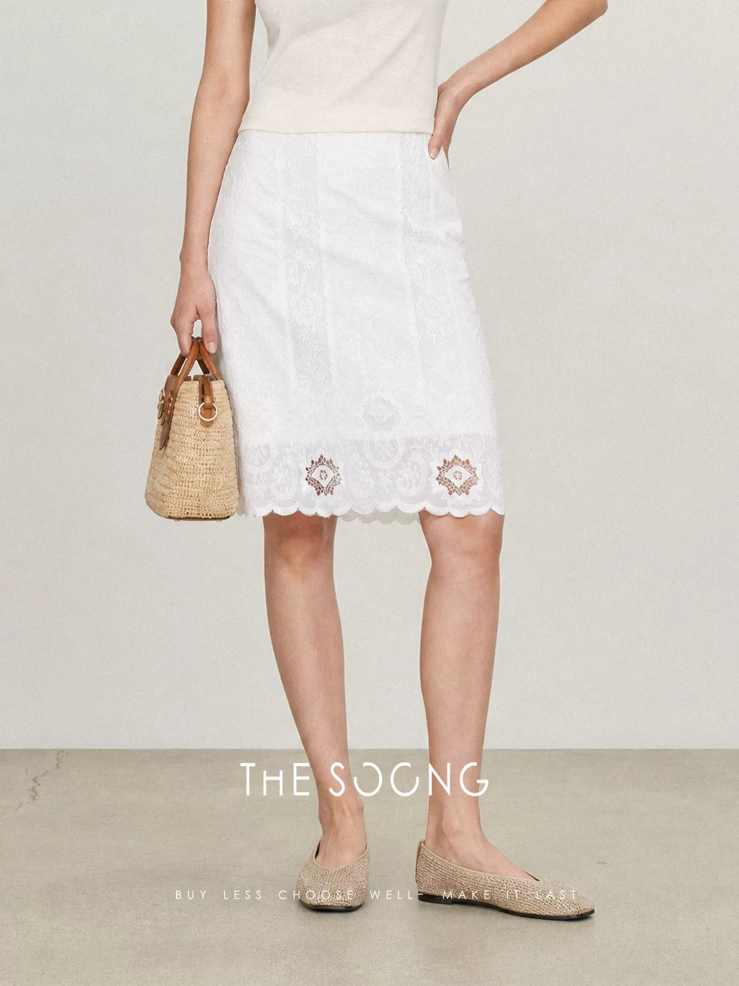 THESOONG/French Romantic High-Density Embroidered Lace Wave Edge Mid-Waist Slimming A-Line Skirt 9131