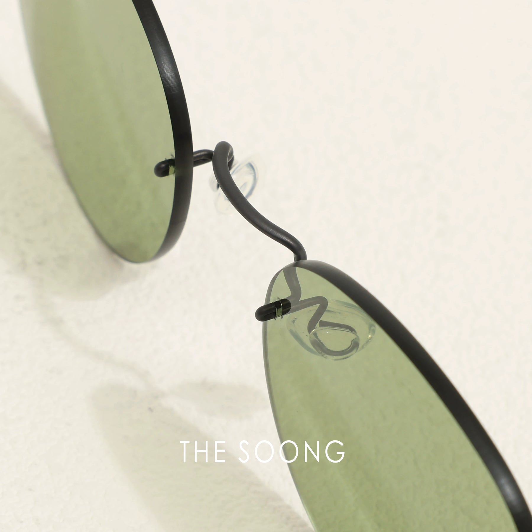 THESOONG/ 'Green Film Glasses' Ultra-light Titanium Flexible Memory Frame Versatile Blue Light Blocking Glasses 7611