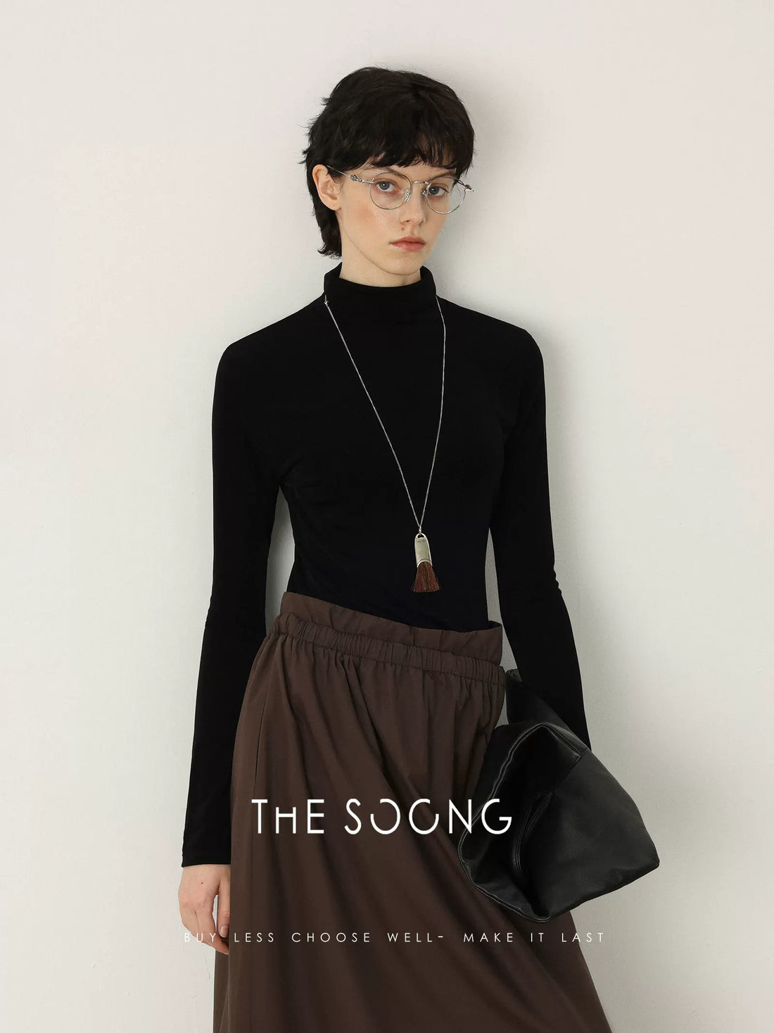 THESOONG/Classic Fashionable Acetate Soft Textured Black Turtleneck Slim Fit Base Top 7341