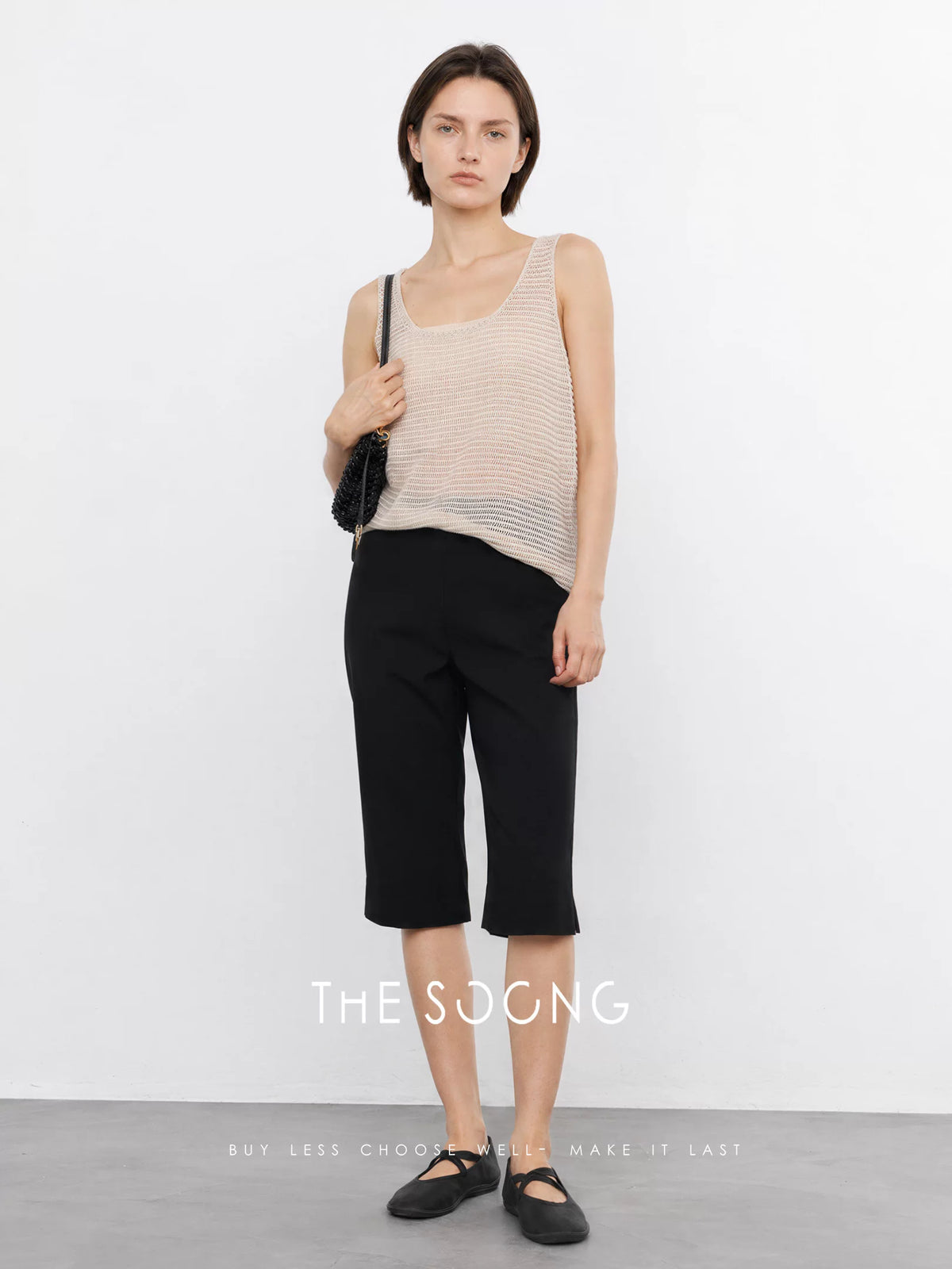 THESOONG / Black Stretch Five-Point Pants for Women Summer High Waist Slimming Side Slit Commuter Shorts HWKZ9381